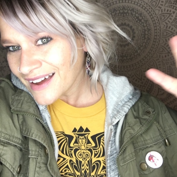 Meet your Posher, Angi - Picture 15 of 16